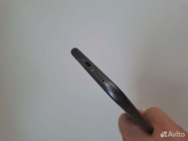 iPhone 11 128