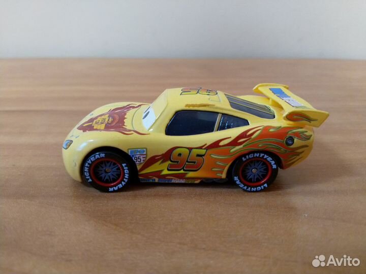 Тачки Cars Yellow Lightning McQueen