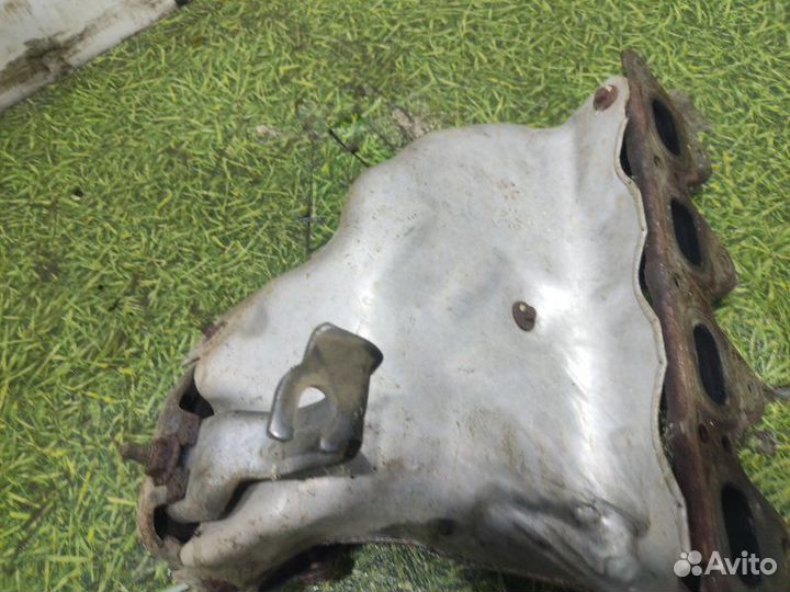 Выпускной коллектор Renault Scenic 2 хэтчбэк 1.6