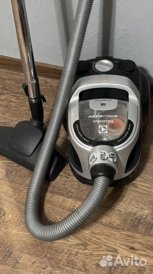 Пылесос Philips