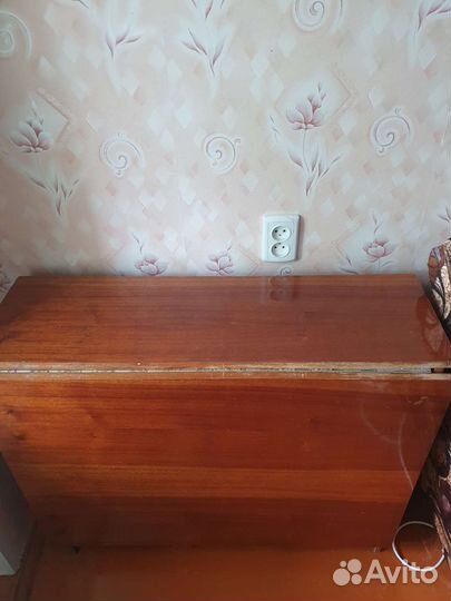 Стол-книжка