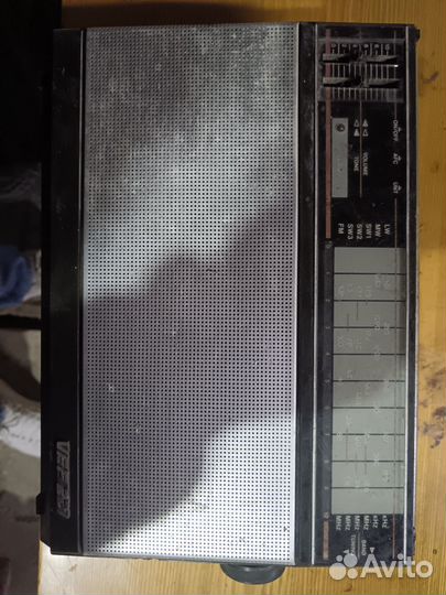 Радиоприемник СССР vef