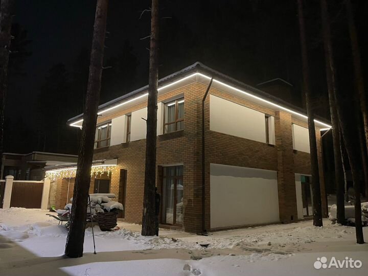 Неоновая и новогодняя подсветка домов