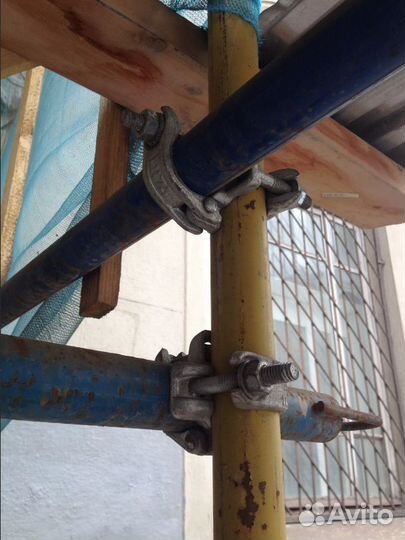 Хомутовые строительные леса