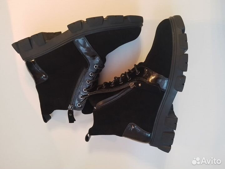 Ботинки новые 40 размер зимние замша натуральная