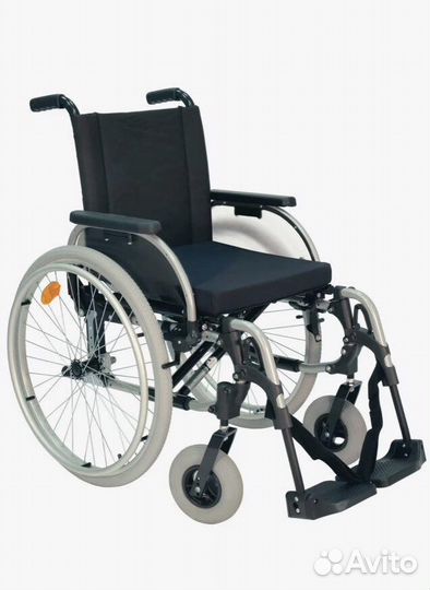 Коляска-кресло для инвалида Ottobock