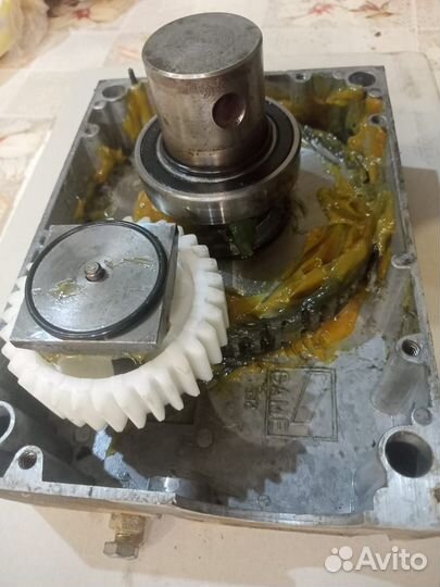 Мотор редуктор шлагбаума саме