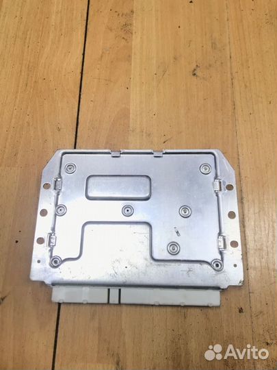 Блок управления пневмоподвеской Mercedes S-Class