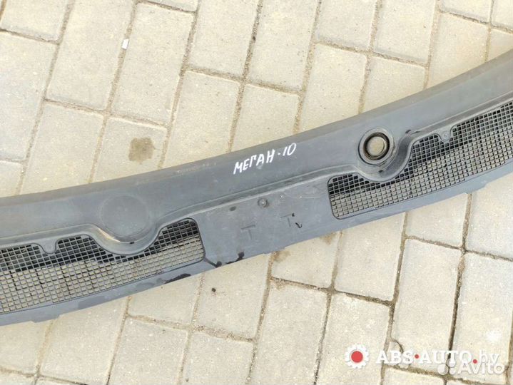 Дождевик Renault Megane 3 2010 668110003R