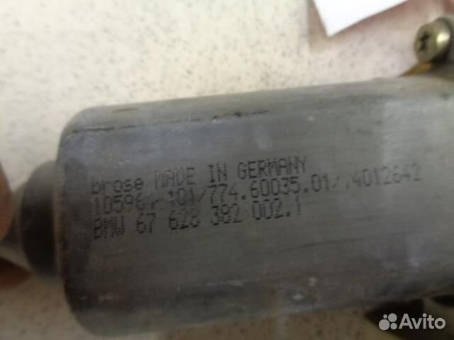 Моторчик стеклоподъемника задний правый BMW 7-Ser