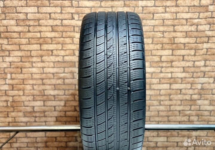 Minerva S220 Ice Plus 275/40 R20