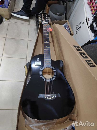 Акустическая гитарa