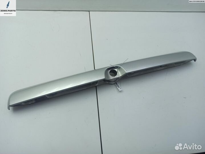 Накладка подсветки номера 90559200 на Opel Astra G