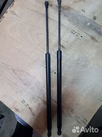 Лифт моторного отсека (капота) ваз