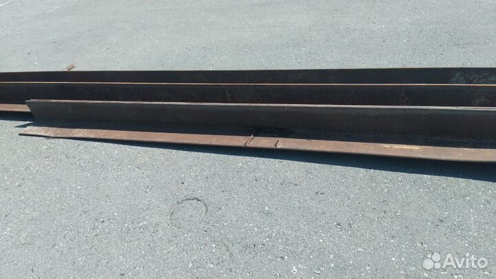 Уголок металлический бу