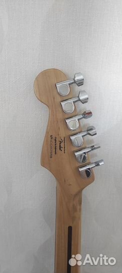 Электрогитара Squier Stratocaster