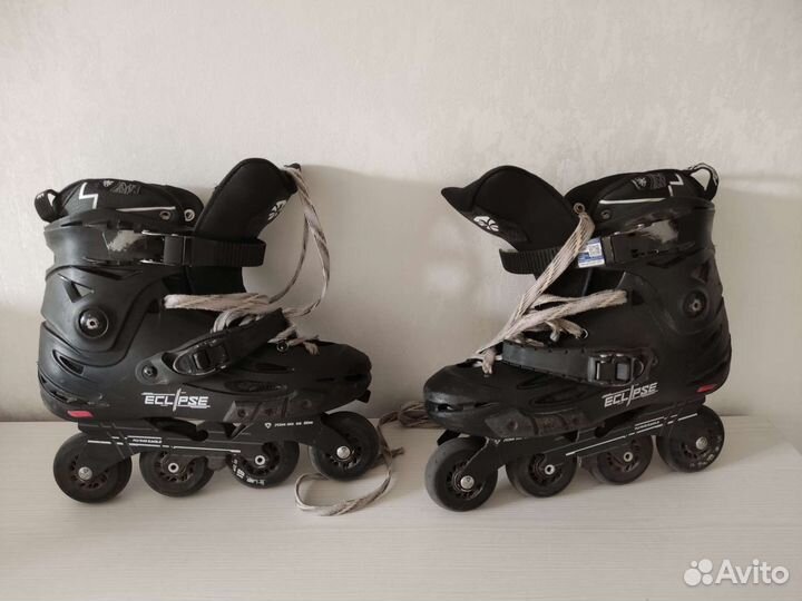 Роликовые коньки