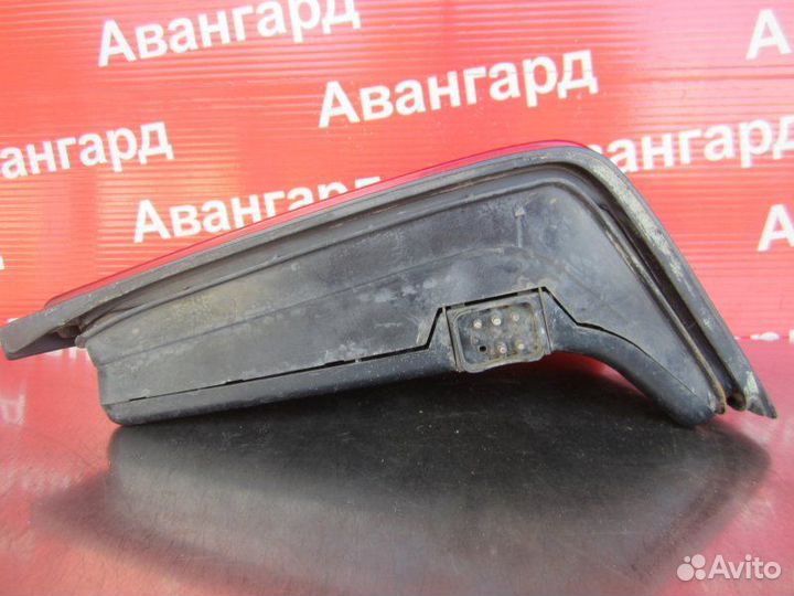 Фонарь правый Mercedes-Benz E-Class W124 1988