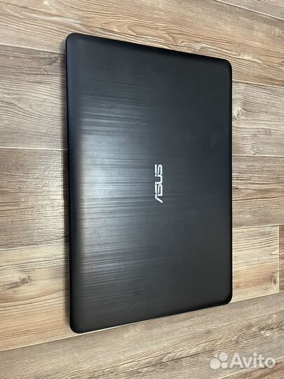 Asus Silver N5000/4Gb/GeforceMx110-2Gb/SSD256Gb