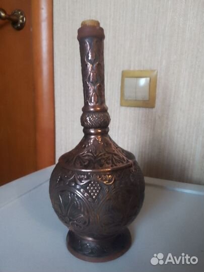 Декоративный графин для вина