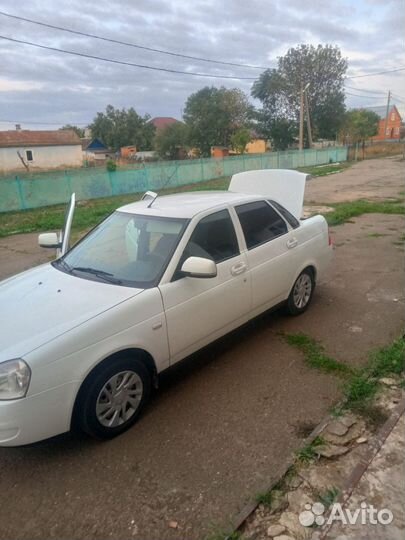 LADA priora седан2013