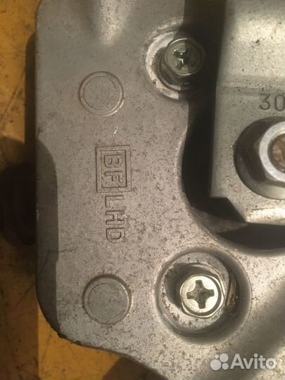 Трапеция дворников Subaru Outback 2017г