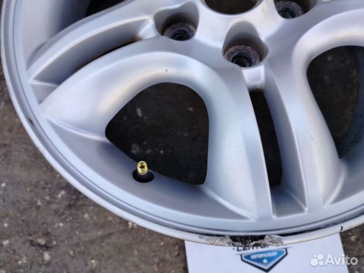 Оригинальный литой диск R16 Kia Sportage 2