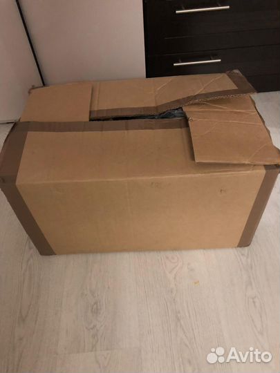 Ящик с вещами