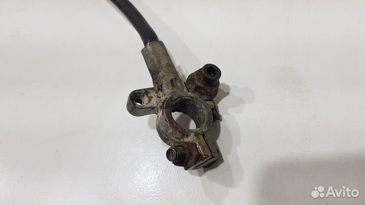 Клемма аккумулятора минус (Nissan Primera)