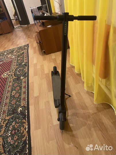 Электро самокат yamato PES0809