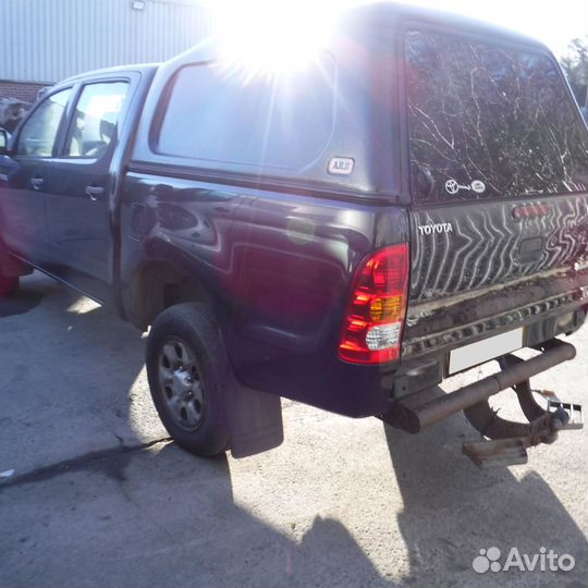 Запчасти на Toyota Hilux 7
