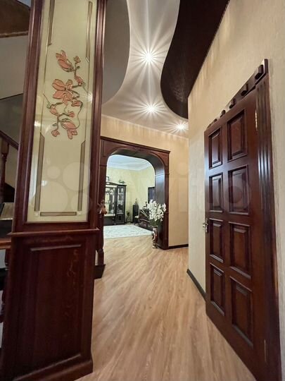 Дом 236 м² на участке 10 сот.