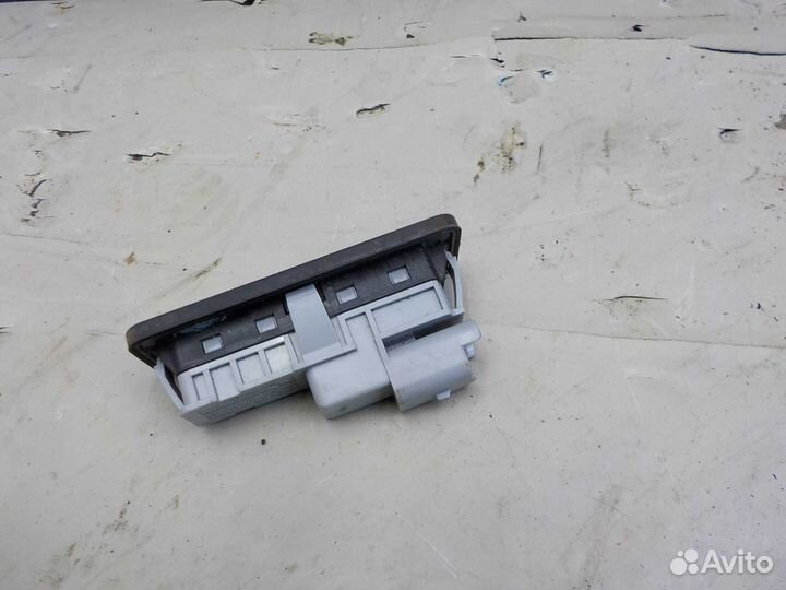 Кнопка крышки багажника ваз xray