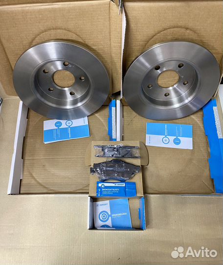 Тормозные диски + колодки задние Ford Focus 2
