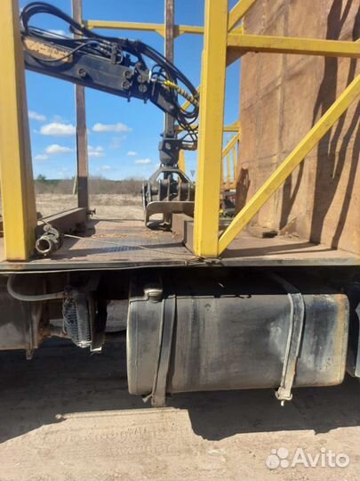 МАЗ 631219-420-010 с КМУ, 2015