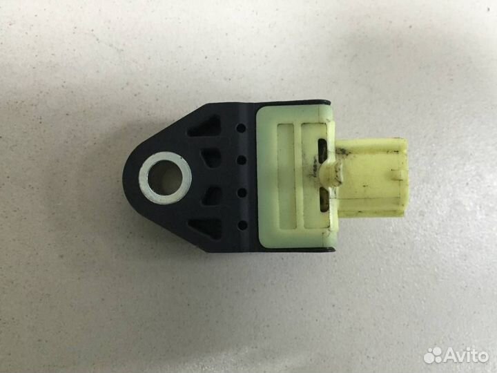 Датчик AIR BAG Toyota Camry V40 2006-2011