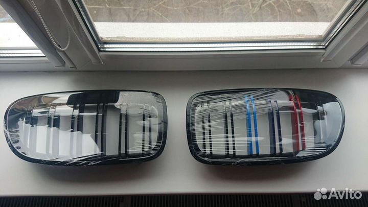 Ноздри бмв F10 F18 М триколор