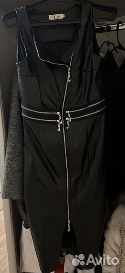 Платье кожаное