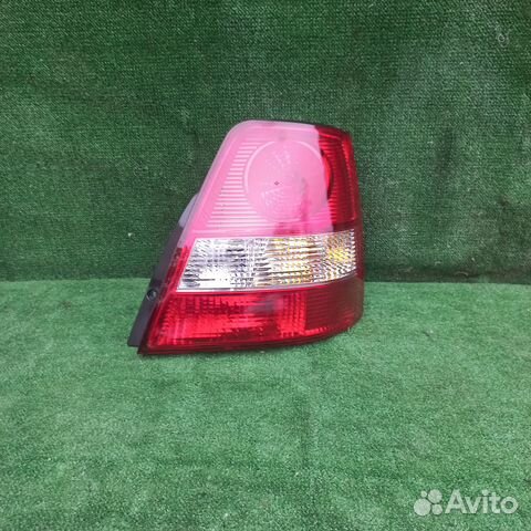 Фонарь задний правый kia sorento 1