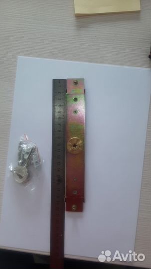 Замок для защитных рольставен, цилиндрический