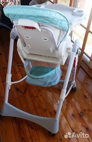 Детский стульчик для кормления