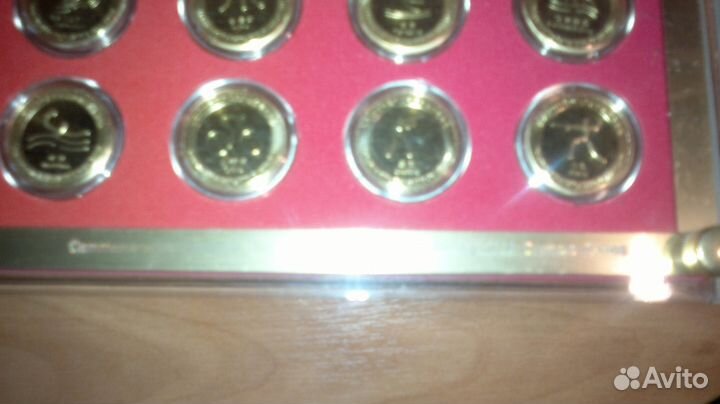 Набор медальонов 35 шт Олимпиада 2008 Пекин