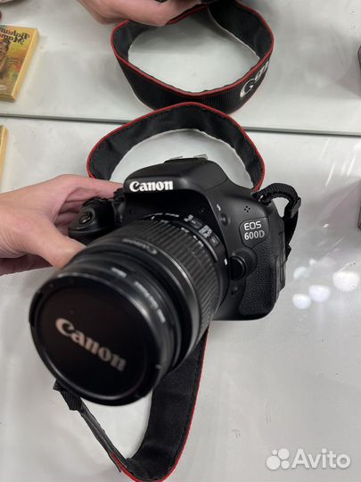 Зеркальный фотоаппарат canon 600d