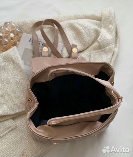 Рюкзак женский минималистичный