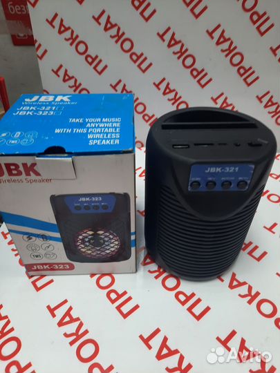 Блютуз колонка б23