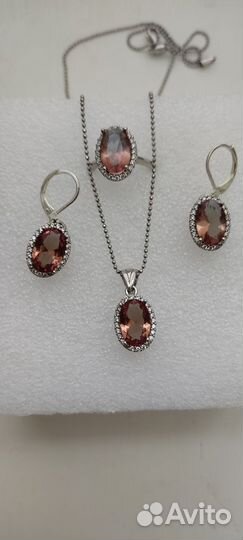 Султанит в серебре