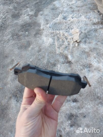 Колодки передние и задние на Gac gs5 2020г