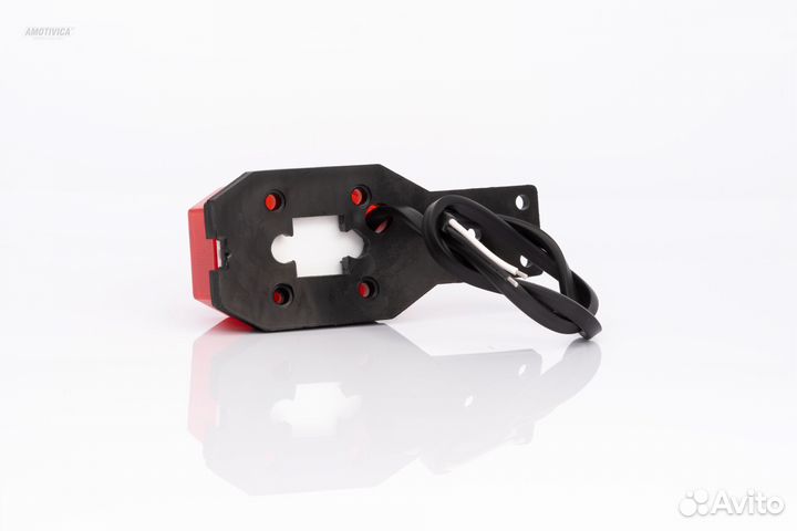 Fristom FT001ciiled Фонарь габаритный LED красного цвета с плоским кронштейном, светоотражателем и п