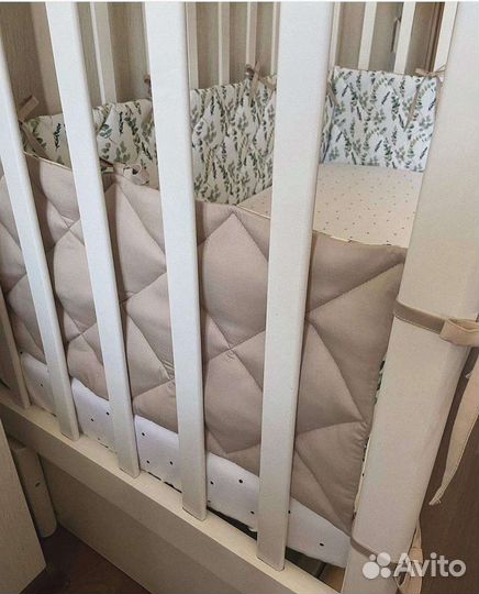 Бортики в детскую кроватку, комплект