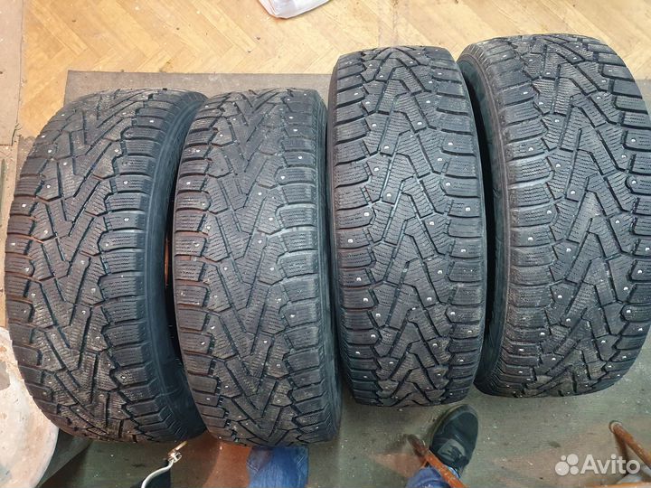 Pirelli Ice Zero 225/60 R17 103T